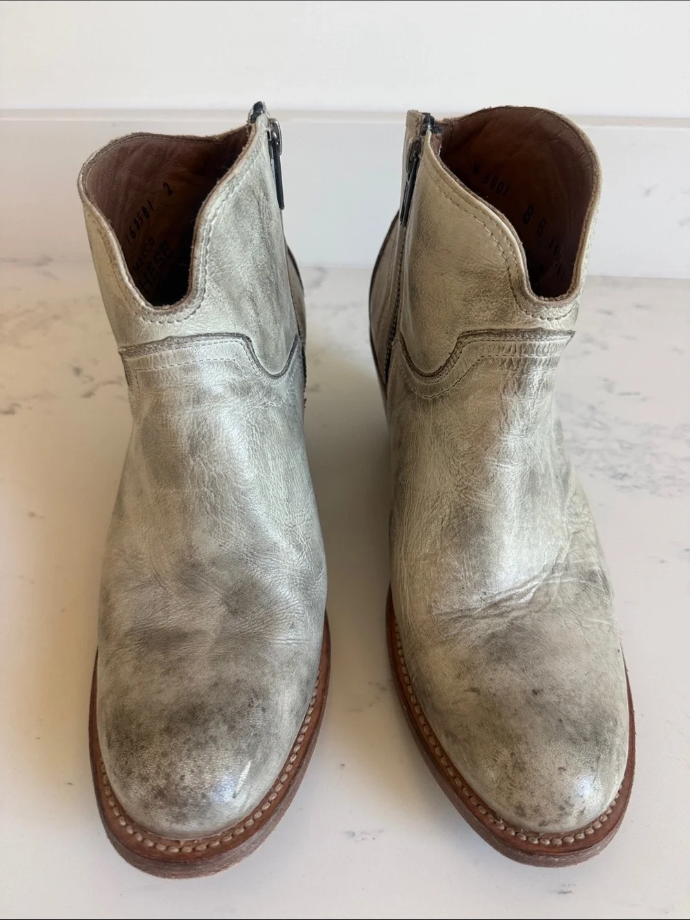 LUCCHESE Western Distressed Boots GREY/WHITE Color WOMENS size 8